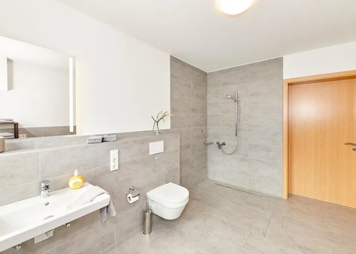 Baron アパート ベルンカステル・クース