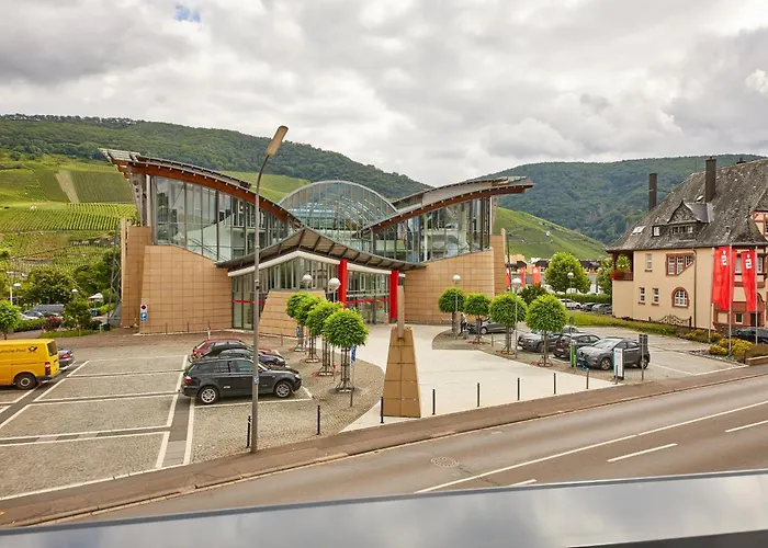 Baron アパート ベルンカステル・クース